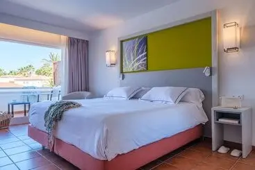 Oassium Hotel at Estival Park - Adults Only