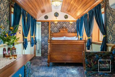 מלון דירות Stacja Galicja   Nocleg W Pociągu Blisko Energylandia