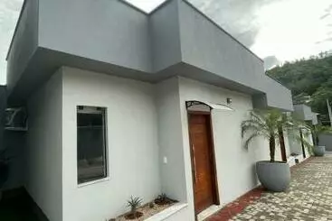 ユースホステル Pousada Família Bueno