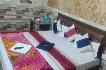 فندق Sun Shine Inn