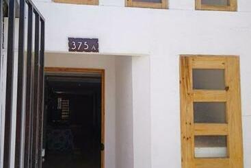 Kapselhotel Residencial Ro