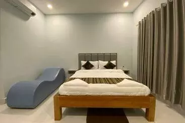 Pensão 83 Guesthouse