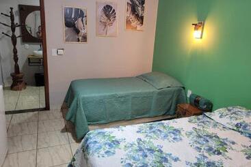 Szálló Pousada Chacara Entre Nós