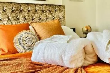 Aamiaismajoitus (B&B) Alver House