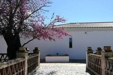 هتل Quinta Do Santo évora