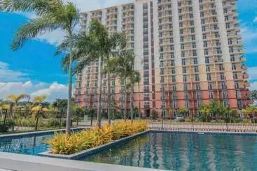 Apartahotel Saekyung Looc Condominium Lapu Lapu Cebu With Balcony