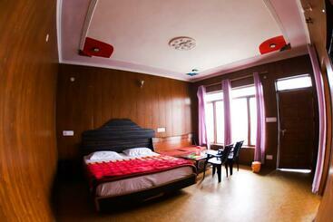 בית מלון כפרי Garden Cottage And Restaurant By Wb Inn