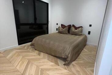 פנסיון Les Trois Cyprès