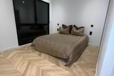 Majatalo Les Trois Cyprès