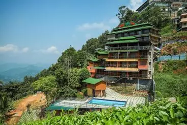 Grand Valley Resort