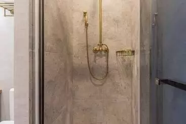 Central Dayflat Apartments