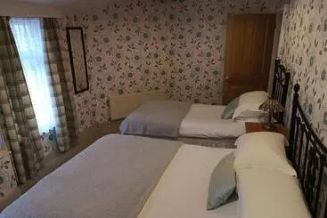 پانسیون East Mount House