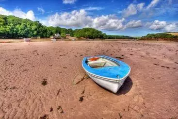 ベッドアンドブレックファースト Middle Cottage Sandy Haven Beach