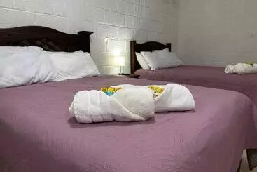 هتل La Villa De La Abuela