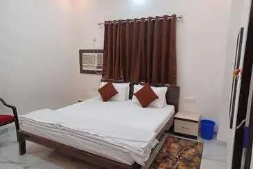 Hotel Sangam Garden