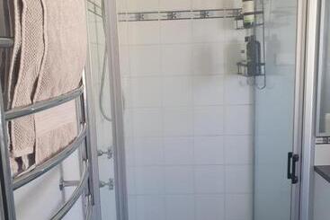 Pensionat Dalyellup Private Guest House Unit