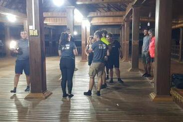 ユースホステル Banlung Mountain View Treks & Tours