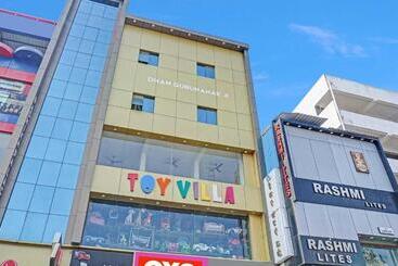 هتل Flagship Satnam Inn Near Sant Tukaram Nagar Metro Station