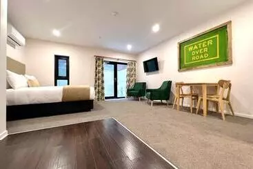 Hotelli Sixty Six Boutique Apartments
