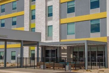 בית מלון כפרי Home2 Suites By Hilton Logansport