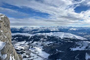 פנסיון Guesthome La Petite Salette