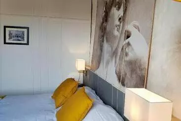 Bed and Breakfast Maison Egalité