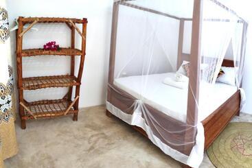 تختخواب و صبحانه Mana Nungwi