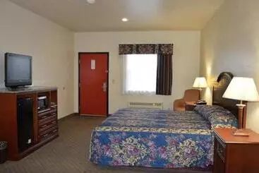 ホテル Hiway Inn Express   Kiowa