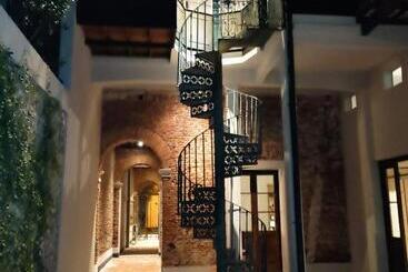 Hotel La Botica De 1852