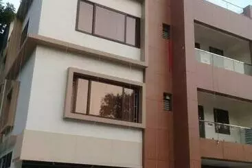 Hotel The Golden Sand