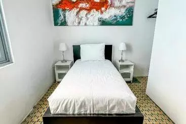 هتل آپارتمان Nando S Place