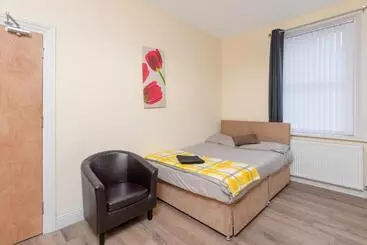 ペンション City Centre Large Luxury Rooms Free Parking