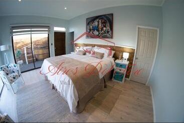 Bed and Breakfast Cabañas Aires Del Toro, Boutique & Bb  Curacavi