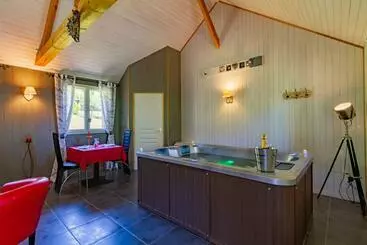 Bed and Breakfast Chalet Du Rev Eaubois