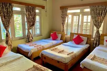 Hotel Serenity