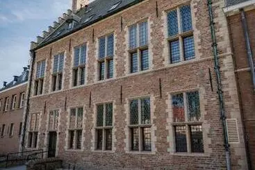 Hotelli St Joris I Kloeg Collection