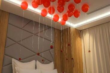 فندق ساس   Sas