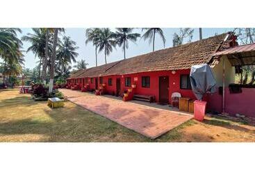 Курорт Staymaker Manan Guest House