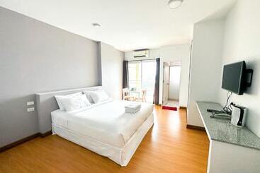 Apart Hotel The Island Resort