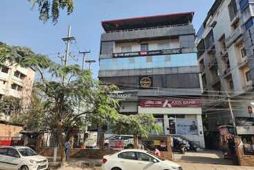 Hotell The Imperial Inn