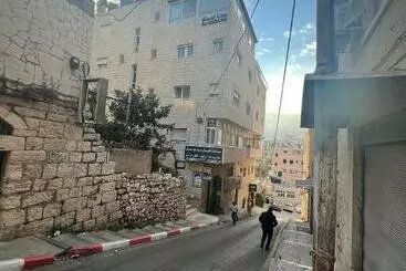 پانسیون Al Dabank Building