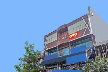 Hotel Flagship Raushni Guest House