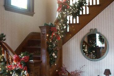 ベッドアンドブレックファースト Grand Victorian Inn