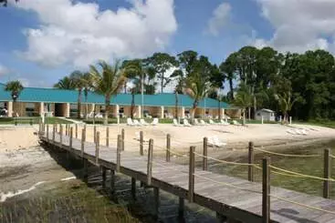 Apart Otel Lake Grassy Inn & Suites