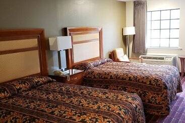 モーテル Peach Tree Inn