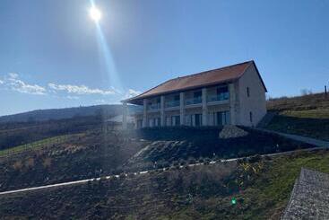 Bed & Breakfast Angyal Villa