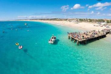 پانسیون Ocean Roof