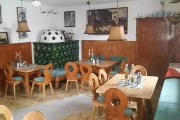 Hostel Gasthof Hirschen