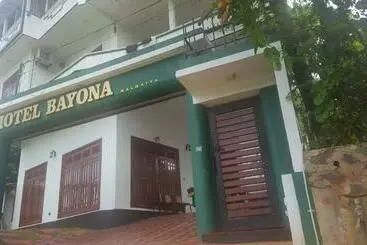 ホテル Bayona Malwaththa