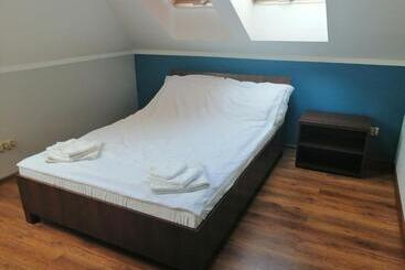 בית מלון כפרי Missterium Zakliczyn